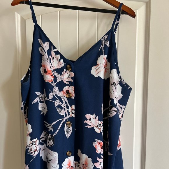 Cute Trendy Tank - Picture 1 of 3